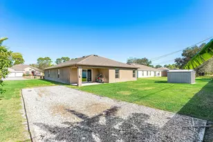 1652 SW Penrose Ave, Port Saint Lucie, FL 34953 - Photo 31