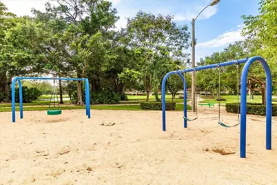 709 7th Lane, Palm Beach Gardens, FL 33418 - Photo 41