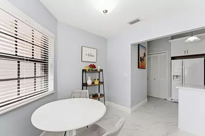 5791 Parkwalk Circle W, Boynton Beach, FL 33472 - Photo 11