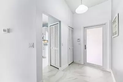 5791 Parkwalk Circle W, Boynton Beach, FL 33472 - Photo 7