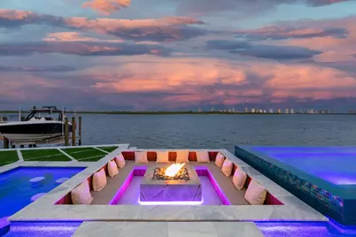 712 Lakeside Circle, North Palm Beach, FL 33408 - Photo 17