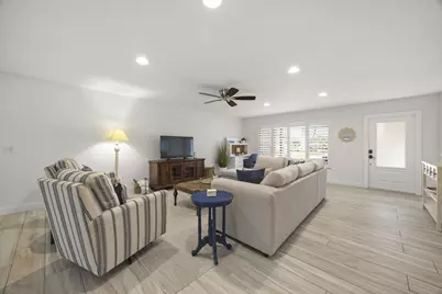 52 Pinehill Trail E, Tequesta, FL 33469 - Photo 11