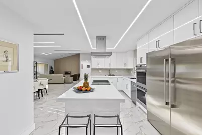 10603 Boca Woods Lane, Boca Raton, FL 33428 - Photo 7