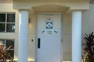 815 W Boynton Beach Blvd, Boynton Beach, FL 33426 - Photo 17