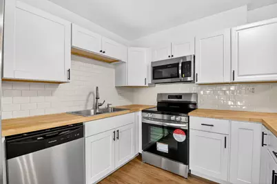 198 Lake Arbor Drive, Palm Springs, FL 33461 - Photo 7