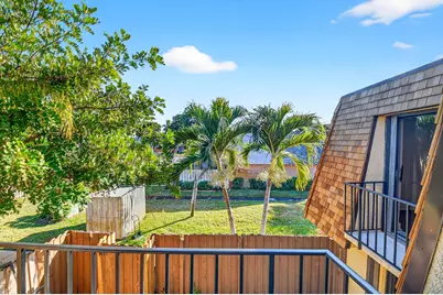 198 Lake Arbor Drive, Palm Springs, FL 33461 - Photo 35