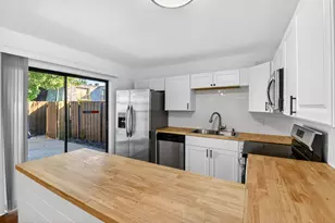 198 Lake Arbor Dr, Palm Springs, FL 33461 - Photo 5