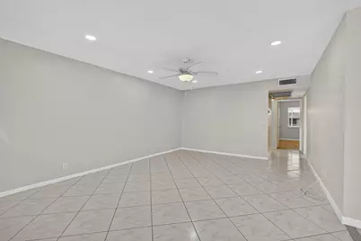 149 Hastings I, West Palm Beach, FL 33417 - Photo 9