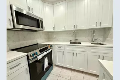 149 Hastings I, West Palm Beach, FL 33417 - Photo 1