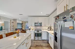 14 NE 26th Ct, Wilton Manors, FL 33334 - Photo 9