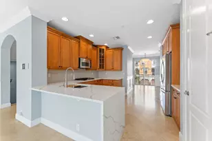 604 NE Francesca Ln, Boca Raton, FL 33487 - Photo 5