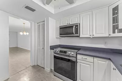 124 Shore Court #303, North Palm Beach, FL 33408 - Photo 11