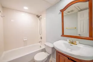 1020 Lake Shore Dr, Lake Park, FL 33403 - Photo 21