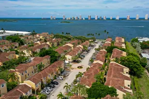 1020 Lake Shore Dr, Lake Park, FL 33403 - Photo 27