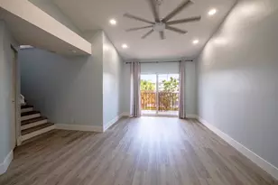 1020 Lake Shore Dr, Lake Park, FL 33403 - Photo 7