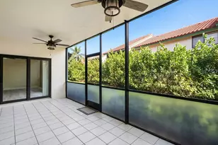 11 Lexington Ln E, Palm Beach Gardens, FL 33418 - Photo 21