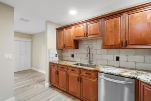 11 Lexington Ln E, Palm Beach Gardens, FL 33418 - Photo 11