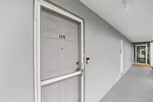 250 NW 67th St, Boca Raton, FL 33487 - Photo 35