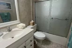 21 Abbey Ln, Delray Beach, FL 33446 - Photo 9