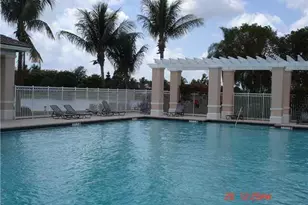 9759 Lago Dr, Boynton Beach, FL 33472 - Photo 19