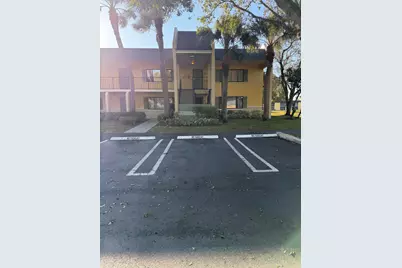 410 Meadows Circle #410, Boynton Beach, FL 33436 - Photo 1