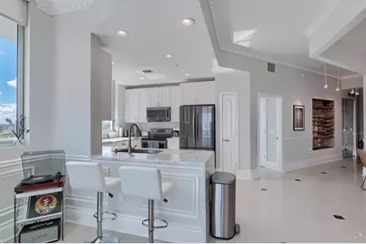 300 S Australian Avenue #818, West Palm Beach, FL 33401 - Photo 9