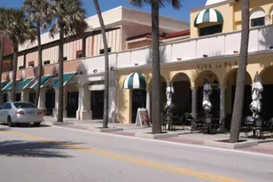 209 S Lakeside Dr, Lake Worth Beach, FL 33460 - Photo 11