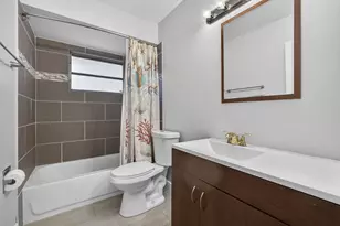 102 Meadowlark Dr, Royal Palm Beach, FL 33411 - Photo 23