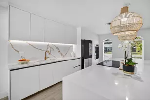 876 NW 6th Ave, Boca Raton, FL 33432 - Photo 31