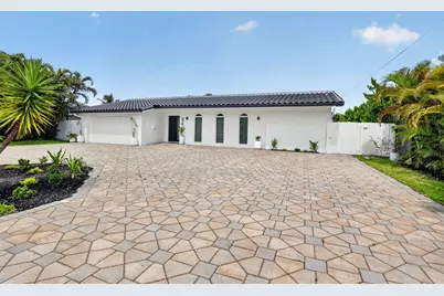 876 NW 6th Avenue, Boca Raton, FL 33432 - Photo 3