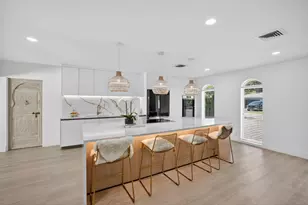 876 NW 6th Ave, Boca Raton, FL 33432 - Photo 7