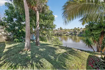 876 NW 6th Avenue, Boca Raton, FL 33432 - Photo 77