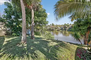 876 NW 6th Ave, Boca Raton, FL 33432 - Photo 77