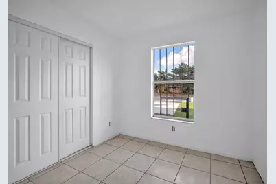 719 SW 10th Street, Florida City, FL 33034 - Photo 9