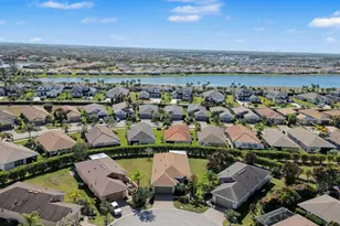 10283 SW Silverberry Ct, Port Saint Lucie, FL 34987 - Photo 3