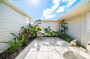 435 NE 35th St, Boca Raton, FL 33431 - Photo 31