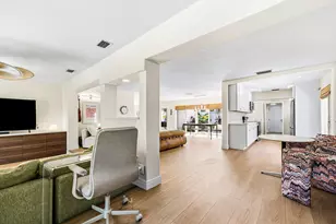 435 NE 35th St, Boca Raton, FL 33431 - Photo 15