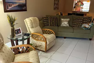 8786 Belle Aire Dr, Boca Raton, FL 33433 - Photo 5