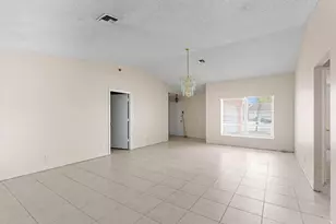 5949 Westfall Rd, Lake Worth, FL 33463 - Photo 5