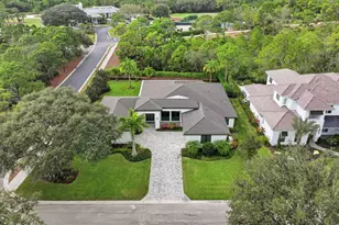 10200 SE Sandpine Ln, Hobe Sound, FL 33455 - Photo 9