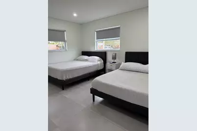 2314 Pinecrest Court, West Palm Beach, FL 33415 - Photo 5