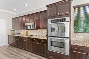 9724 Phipps Ln, Wellington, FL 33414 - Photo 5