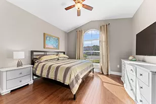 9724 Phipps Ln, Wellington, FL 33414 - Photo 9