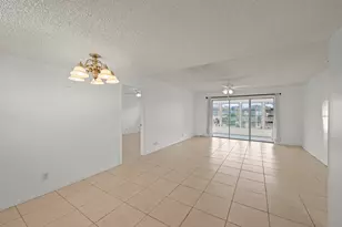 715 Lori Dr, Lake Worth Beach, FL 33461 - Photo 5