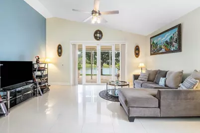 21196 Via Ventura, Boca Raton, FL 33433 - Photo 9
