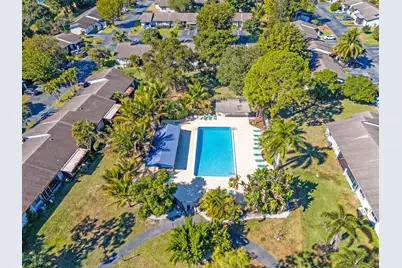 40 Seminole Court E, Royal Palm Beach, FL 33411 - Photo 29