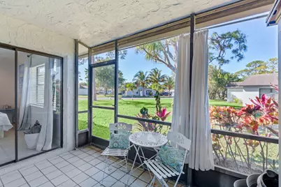 40 Seminole Court E, Royal Palm Beach, FL 33411 - Photo 21