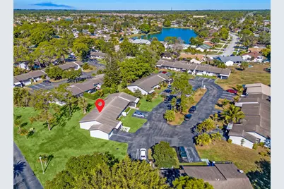 40 Seminole Court E, Royal Palm Beach, FL 33411 - Photo 25