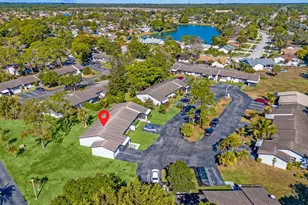 40 Seminole Ct E, Royal Palm Beach, FL 33411 - Photo 25