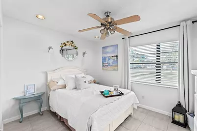 40 Seminole Court E, Royal Palm Beach, FL 33411 - Photo 15